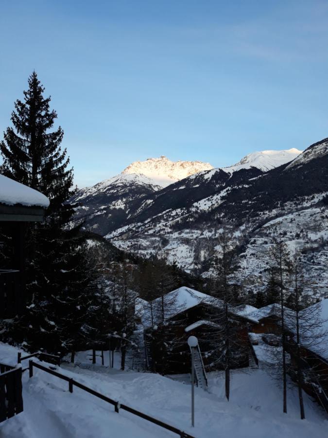 Appartement Dans Chalet Typiquement Savoyard Au Pied Des Pistes เลอ นอร์มา ภายนอก รูปภาพ